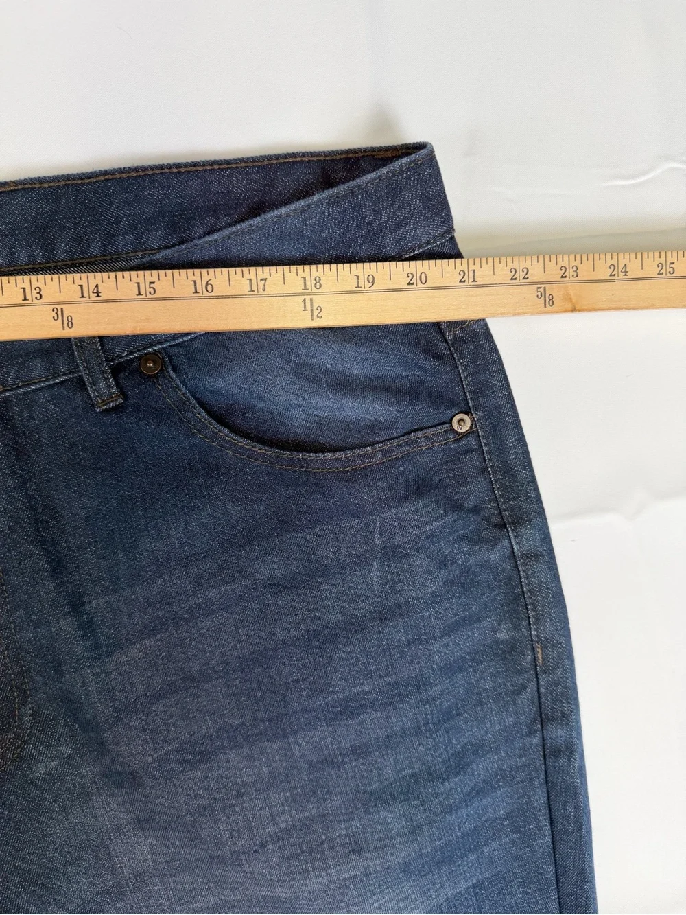 Alexander Julian Colours Men's Faded Blue Straight Jeans 42 x 30